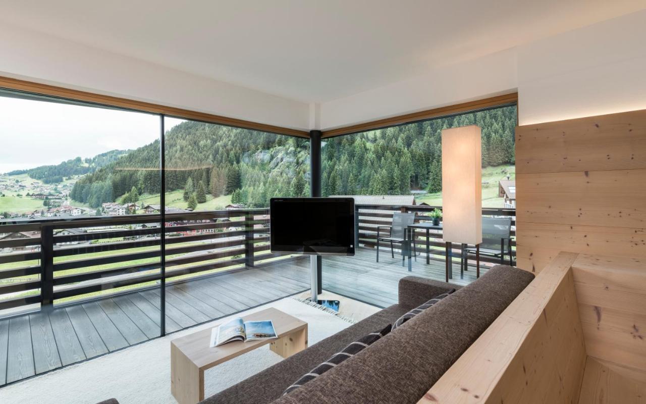 סלבה די ואל גרדנה Saleghes Dolomites Residence מראה חיצוני תמונה